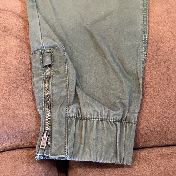 H&M - Picture 3 of 4